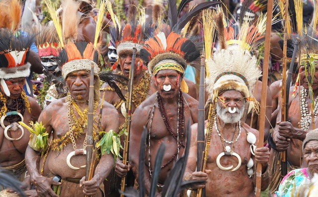Fakta Menarik Suku Arfak yang Menduduki Papua Barat